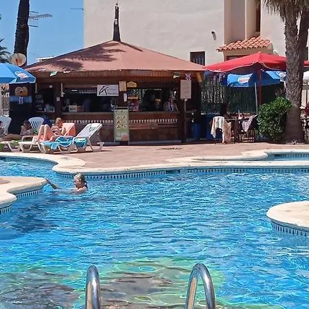 Orange Апартаменти Денія